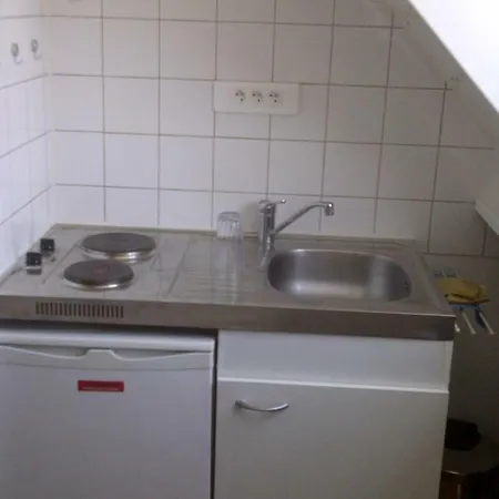 Bed & Breakfast Single Arc De Triomphe *